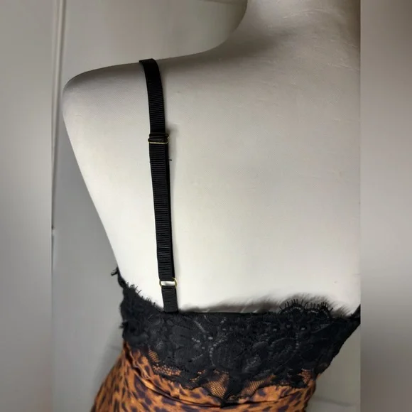 We are HAH! | NWoT medium | leopard print true wrap midi dress w/black lace - Picture 10 of 14